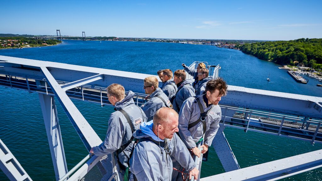 Brigewalking på Lilla Bältbron