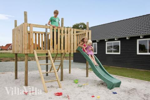 Om man önskar sig en luxuös bad- och aktiv semester i Danmark så behöver man inte leta längre – detta hus på Als har allt