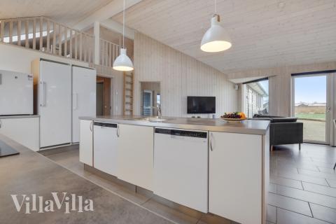 Köket i lyxstuga nr 234 är generöst inrett.