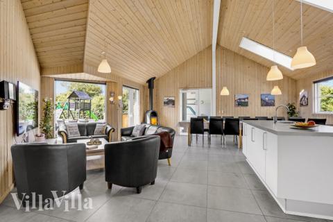 Lyxstuga nr 241 har ett fantastiskt vardagsrum.