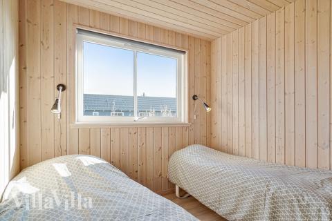 Ett av de 8 utmärkta sovrummen i lyxstuga nr 237 i Sydjylland.