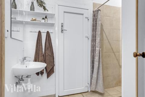 Ett av badrummen i lyxstuga nr 262