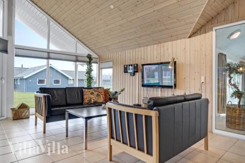 När ni besöker lyxhus nr 262 kan ni mysa tillsammans i sofforna.