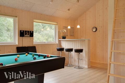 I aktivitetsrummet finns även bar med kylskåp