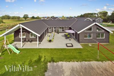 Detta flotta lyxhus nära Nordborg är den perfekta inramningen för en skön semester, med massor av aktiviteter och utflykter på Als 