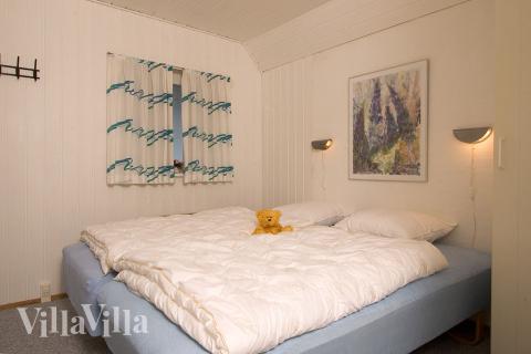 Sovrummen är ljusa och välutrustade