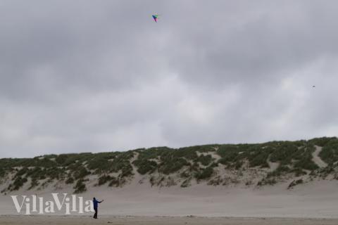 Stranden i närheten av lyxhus 283.