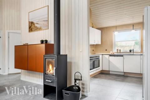 Köket i lyxstuga nr 167 är utrustat så att ni kan laga mat till 24 personer.