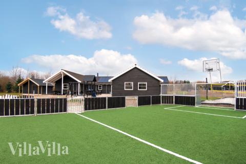 Stort utbud av utomhusaktiviteter vid lyxhus nr 201 i  Lolland/Falster/Møn.