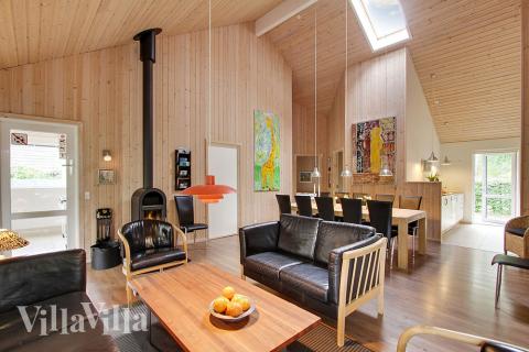 Hela huset är inrättat med flotta material och känsla för kvalitet och detalj