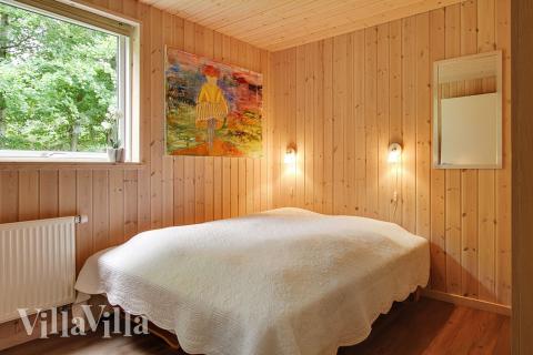 Sovrummen är väl inrättade med enkel- eller dubbelsäng och garderob