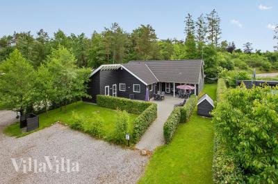 Detta flotta lyxhus i Ebeltoft är den perfekta inramningen för en skön semester, med massor av aktiviteter och utflykter på Djursland