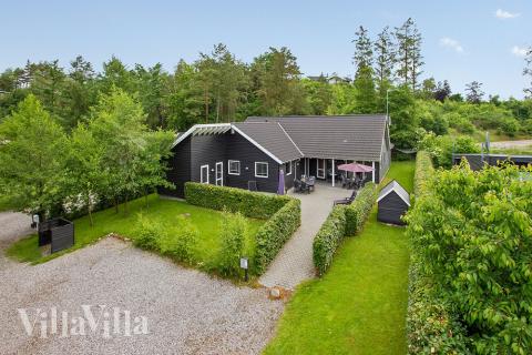 Detta flotta lyxhus i Ebeltoft är den perfekta inramningen för en skön semester, med massor av aktiviteter och utflykter på Djursland