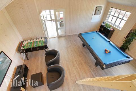 Här finns underhållning för hela familjen, t.ex. med biljard/bordtennis och dart i aktivitetsrummet