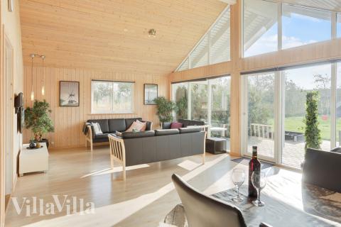 Lyxstuga nr 272 har ett fantastiskt vardagsrum.