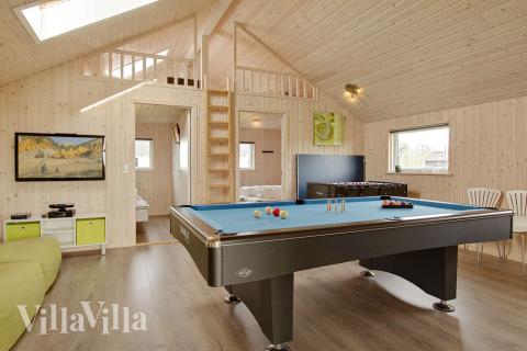 I aktivitetsrummet kan man även utmana varandra vid fotbollsbordet