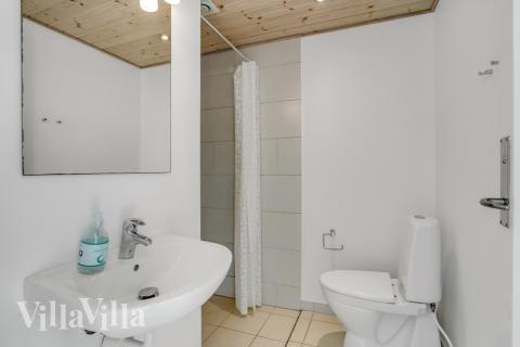 Ett av badrummen i lyxstuga nr 299