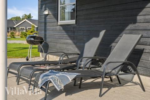 Stor terrass i lyxstuga nr 206 i Lolland/Falster/Møn.