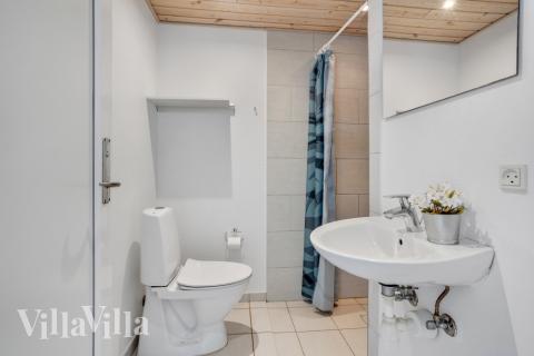 Ett av badrummen i lyxstuga nr 273