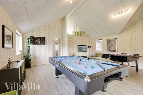 Här finns underhållning för hela familjen, t.ex. med biljard, bordtennis, fotbollsbordet och dart i aktivitetsrummet