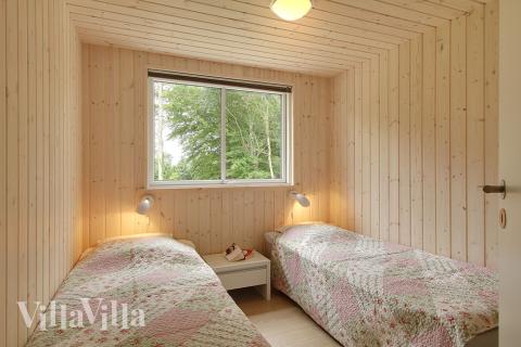 Sovrummen är inbjudande med kvalitativa madrasser och garderobsutrymmen