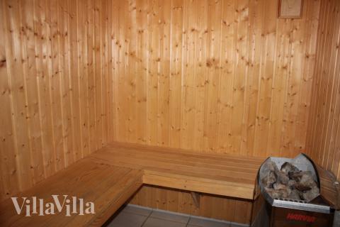 Efter en frisk promenad vid havet är bastun ett skönt tillhåll