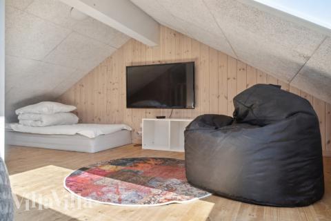 Några av de 20 sovplatserna finns på loftet i lyxstuga nr 314