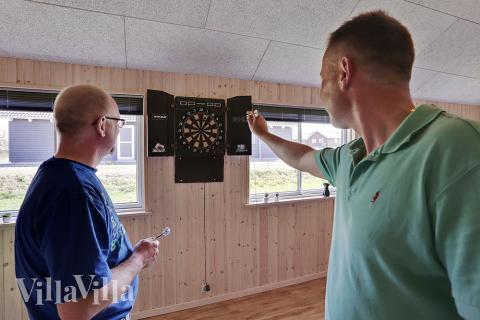 Tävla i sommarhusets aktivitetsrum när ni besöker lyxhus nr 315 i Fyn och öar.