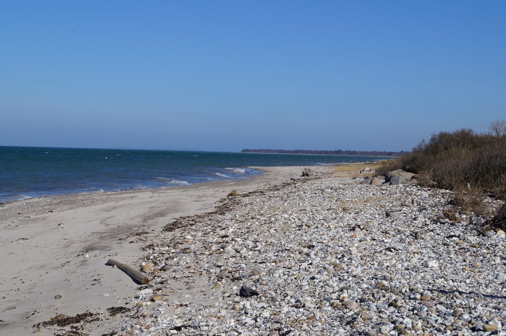 Den vackra stranden i närheten av lyxhus 324 vid Fyn och öar.