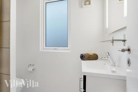 Ett av badrummen i lyxstuga nr 328