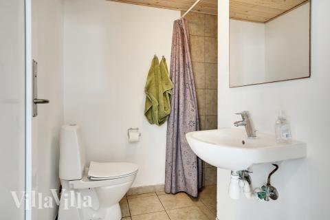 Ett av badrummen i lyxstuga nr 338