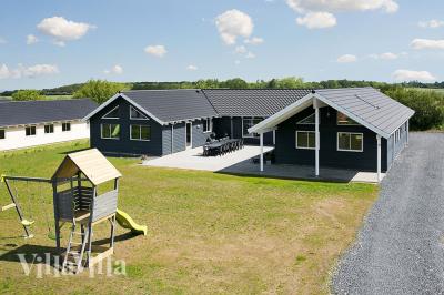 Härlig stor stuga nära Skåstrup stranden och Odense