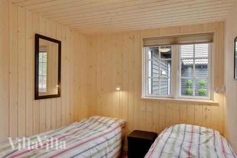 Ett av de 9 utmärkta sovrummen i lyxstuga nr 342 i Vestjylland.