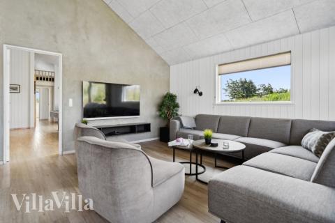 Soffhörnan i lyxstuga 348 i Vestjylland.