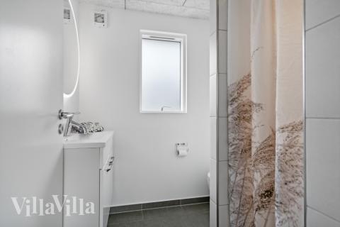 Ett av badrummen i lyxstuga nr 348