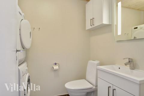 Ett av badrummen i lyxstuga nr 351