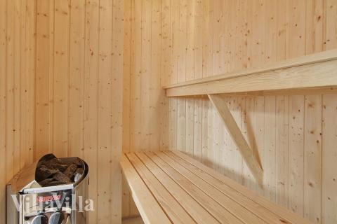 Njut av bastuvärmen i lyxstuga nr 357 för 18 personer