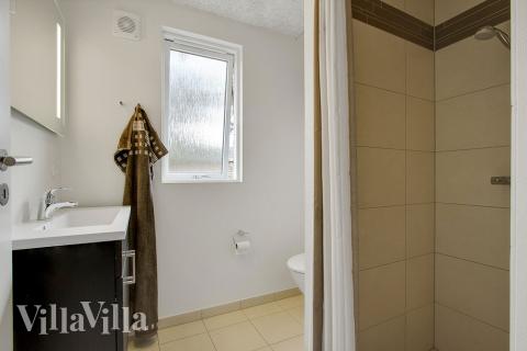 Ett av badrummen i lyxstuga nr 361