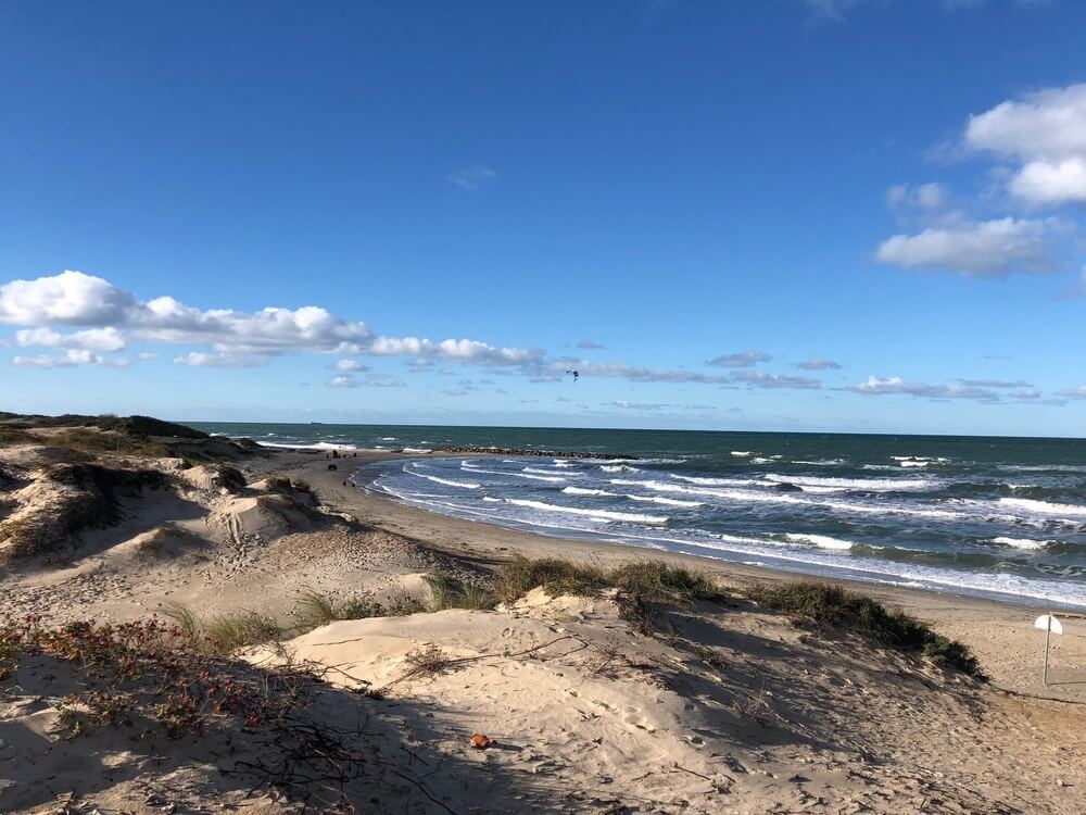 Den vackra stranden i närheten av lyxhus 361 vid Nordsjälland.