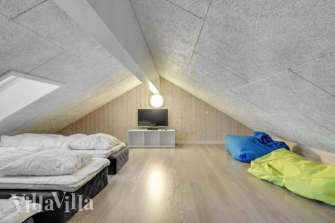 Några av de 24 sovplatserna finns på loftet i lyxstuga nr 362