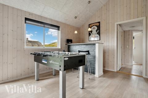 Lyxstuga 363 för 20 personer har ett stort aktivitetsrum med bl.a. biljard och dart