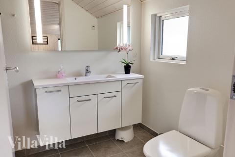 Ett av badrummen i lyxstuga nr 366