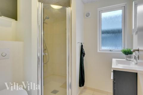 Ett av badrummen i lyxstuga nr 365