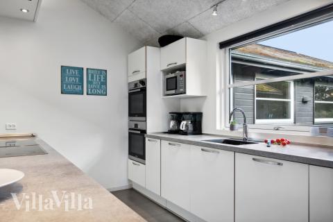 Köket i lyxstuga nr 371 är utrustat så att ni kan laga mat till 21 personer.