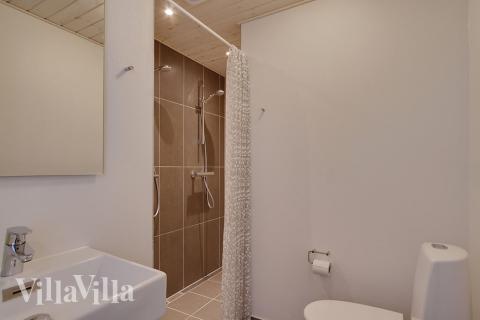 Ett av badrummen i lyxstuga nr 372