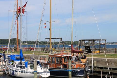 Det vackra området Limfjorden bjuder in till en vistelse i lyxhus nummer 373.