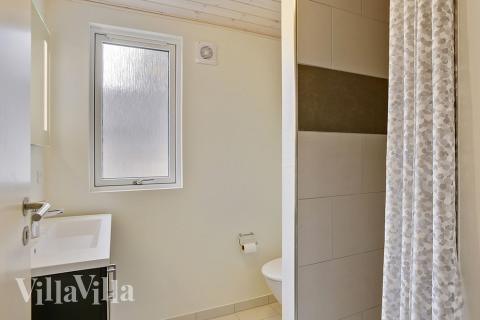 Ett av badrummen i lyxstuga nr 375