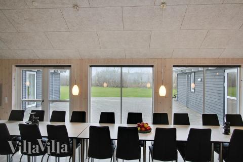 Ni kan sitta 24 personer tillsammans i vardagsrummet när ni besöker lyxhus nr 701 i Tyskland.