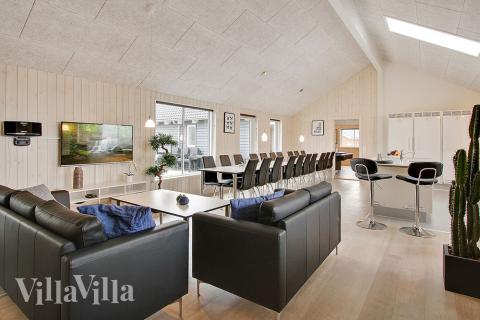 Lyxstuga nr 703 har ett fantastiskt vardagsrum.