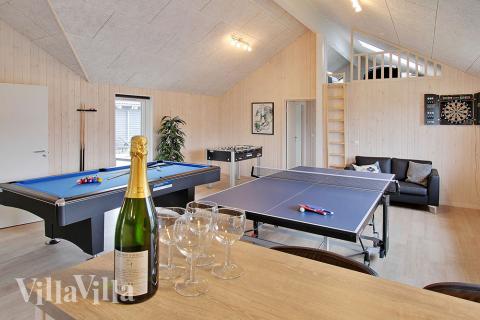 Sommarstuga 703 är utrustad med egen bar